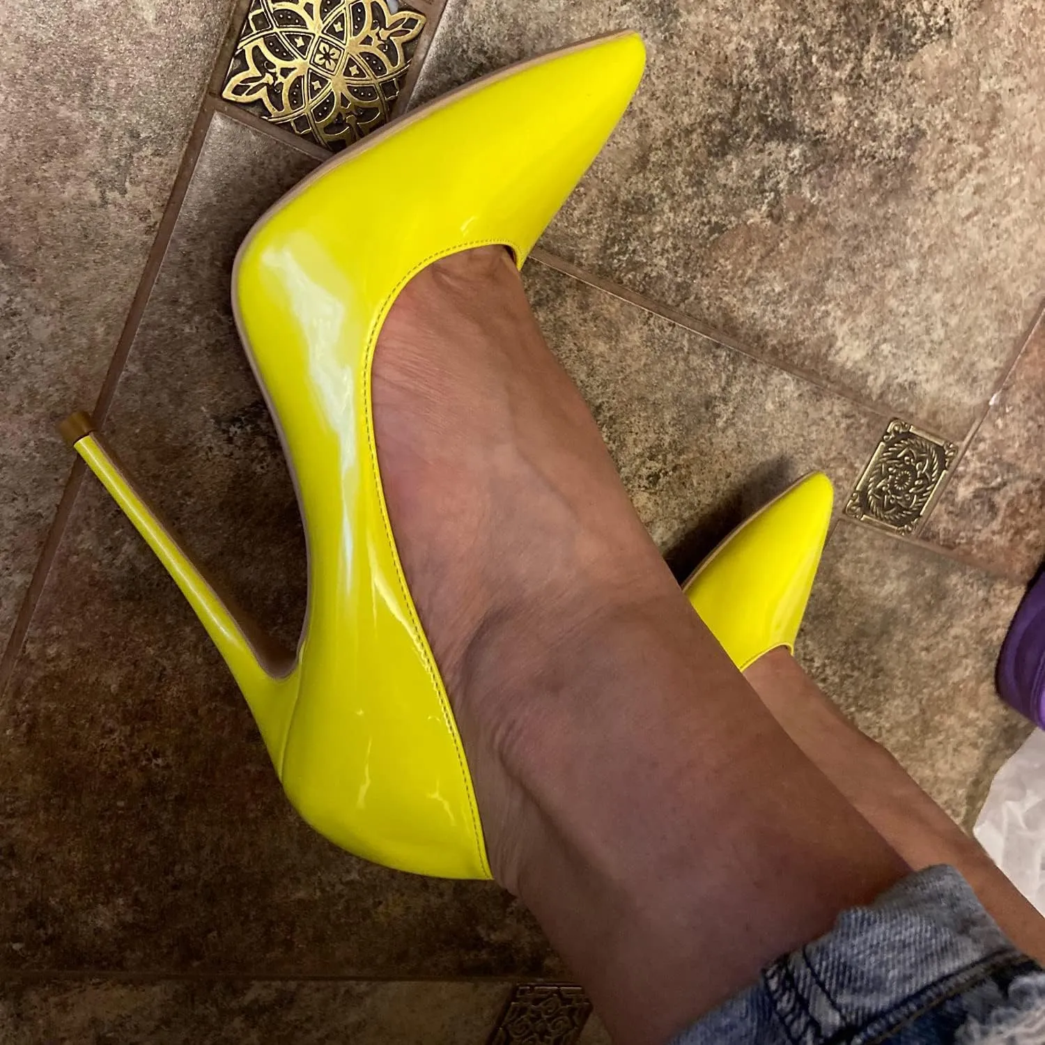 GENSHUO Women's 4.7 Inch Pumps Pointy Toe Stiletto Sexy High Heels Work Party Wedding Shoes