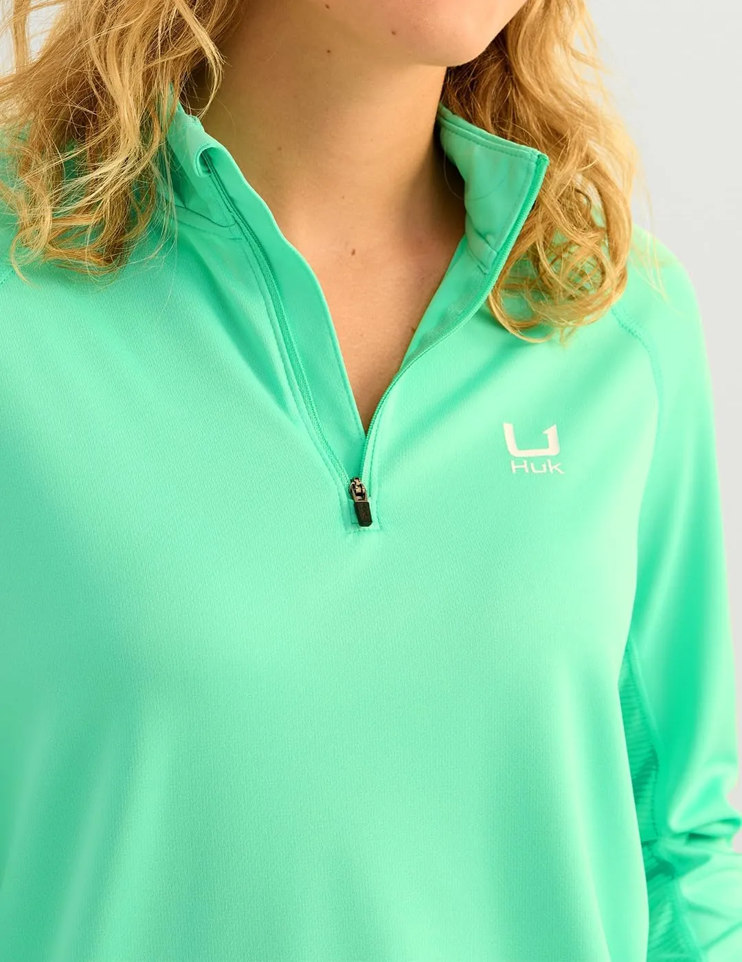 HUK Women's Icon Hoodie, Fishing Shirt with Sun Protection