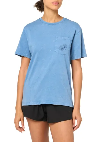 HUK Women's Short Sleeve Mineral Wash Pocket Tee, Fishing T-Shirt