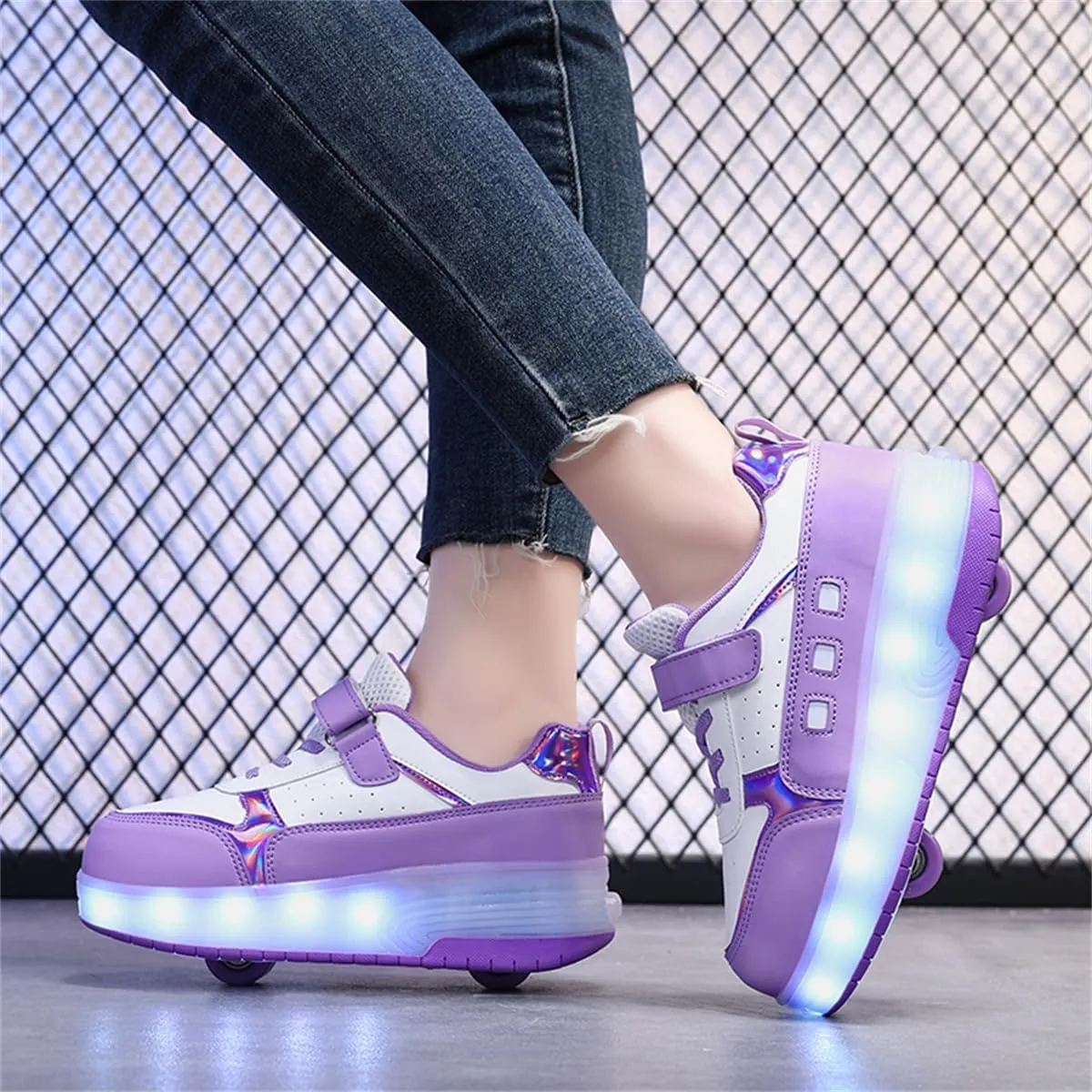 Roller Skate Shoes for Boys and Girls Kids LED Light Up Fashion Sneakers with Rechargeable and Detachable Wheels The Gift for Party Birthday Christmas Day